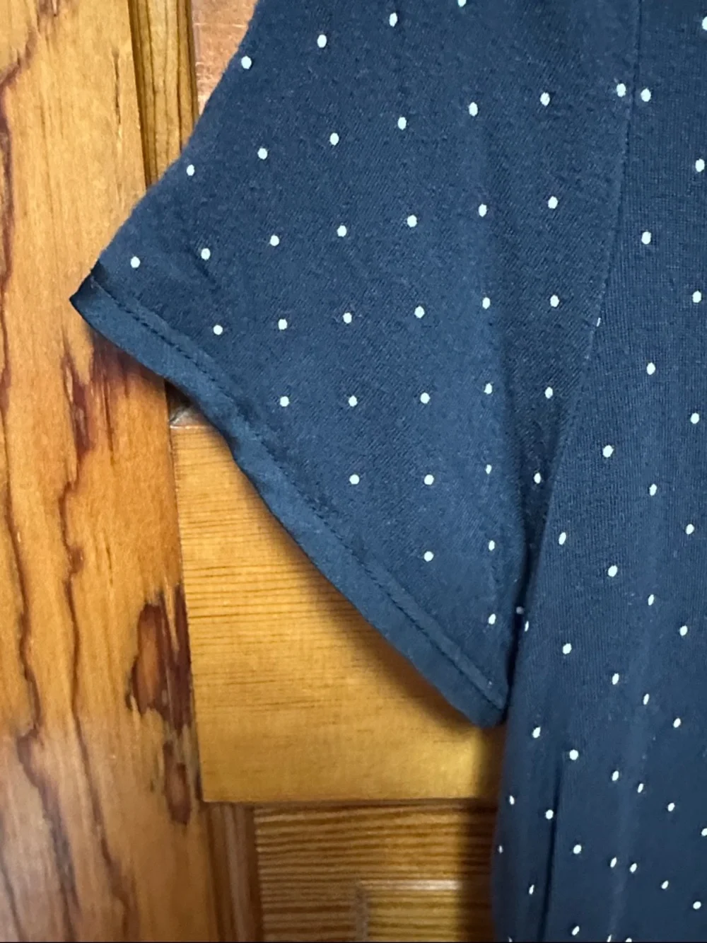 Ann Taylor Navy Blue Short Sleeve Tee with white polka dots. Minor pilling - Picture 5 of 9